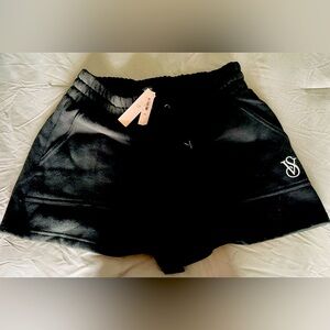 Women’s Victoria’s Secret On Point Shorts - Size: Medium.  BNWT